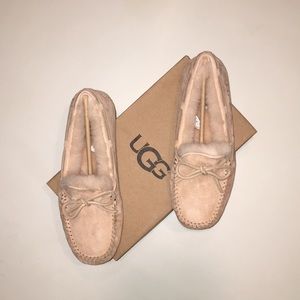 UGG - Dakota Moccasin Slipper - Pink Crystal - 8